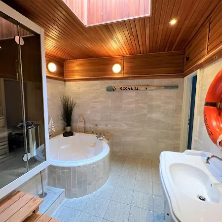 App 827 - Penthouse * ジールクスドルフ