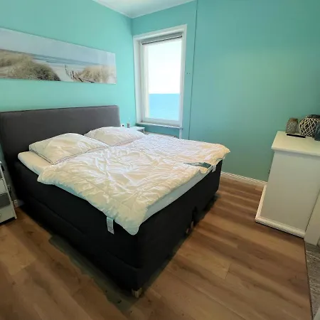 App 827 - Penthouse Apartment