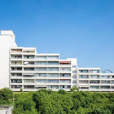 App 827 - Penthouse *